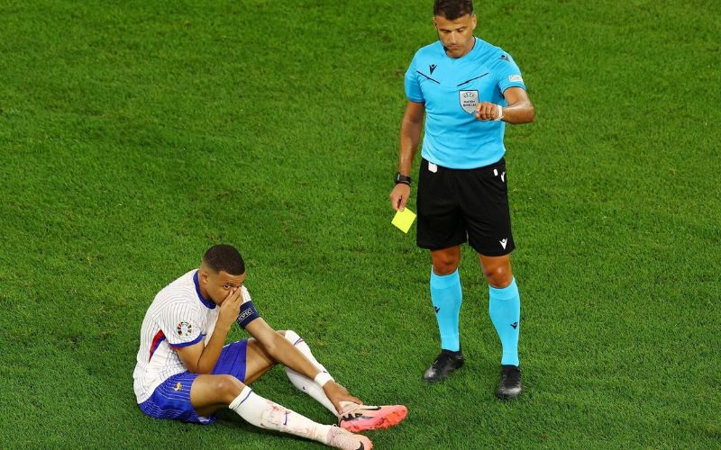 Thời điểm vào kèo thẻ hiệp 1 hiệu quả